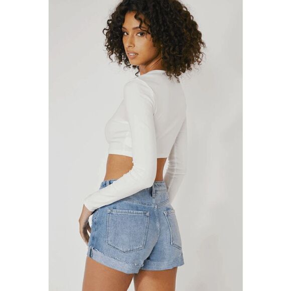 KanCan Jovana Ultra High Rise Shorts Light Wash 13/30 EUC - Picture 5 of 6